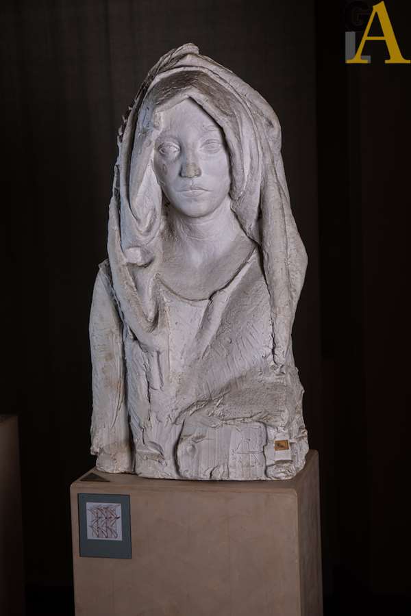 Testa di Madonna - Cappella alla Madre Italiana in Santa Croce a Firenze 